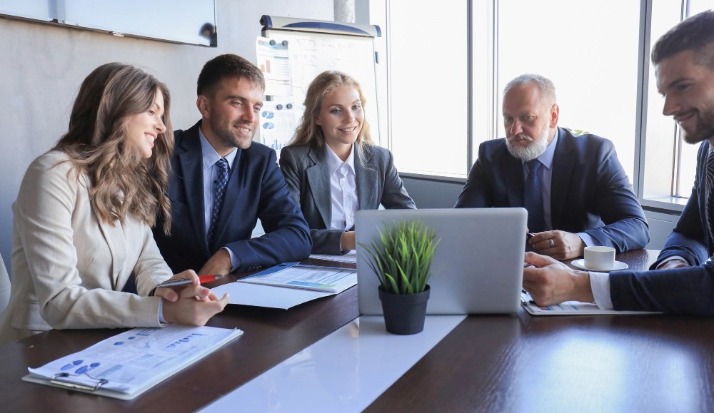 reunión de negocios Qwan